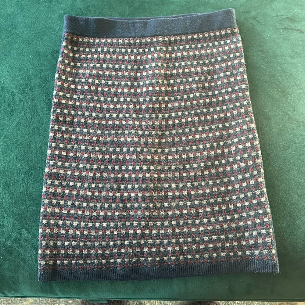 Club Monaco sweater pencil skirt XS